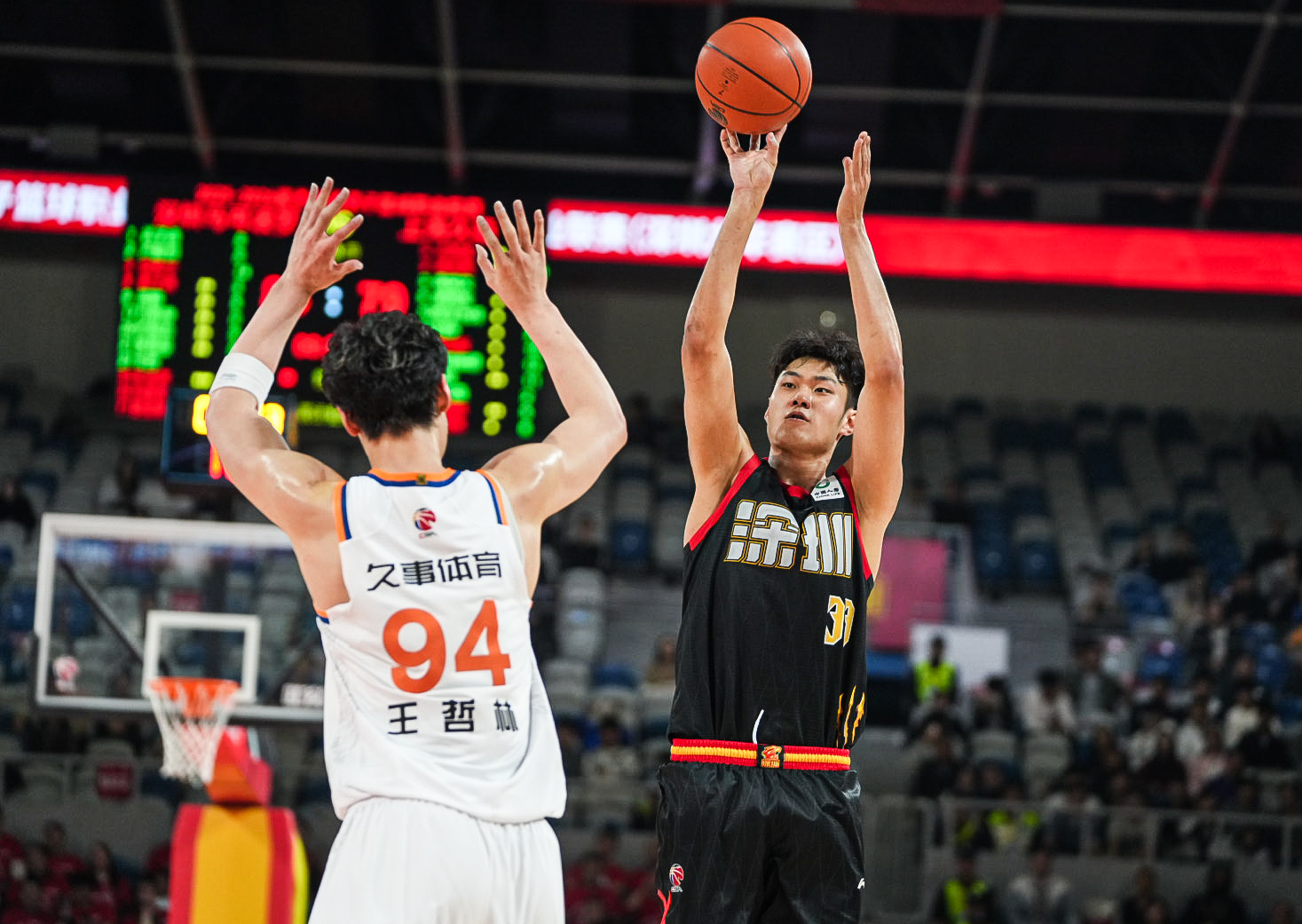 ayx爱游戏体育-申花vs深圳扳平比分的进球是否犯规了